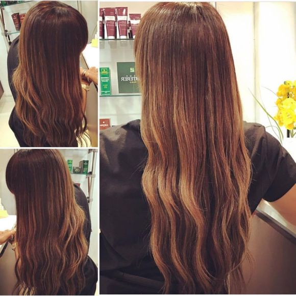 22 in wavy hair extensions with chestnut highlights amoy couture salon upper east side